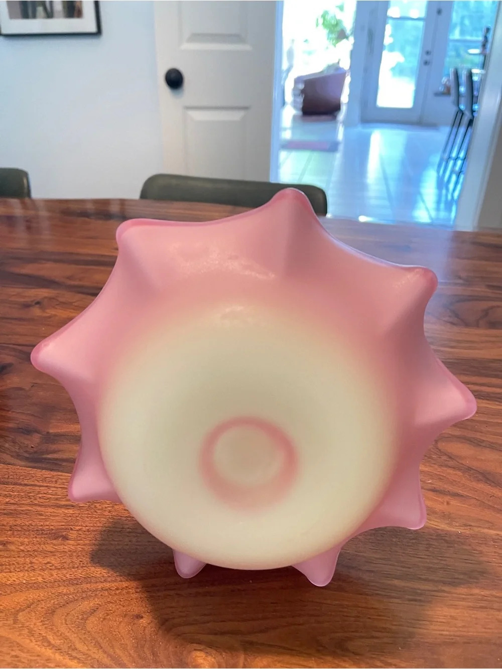 Vintage Fenton Burmese Uranium Center Horn Epergne
